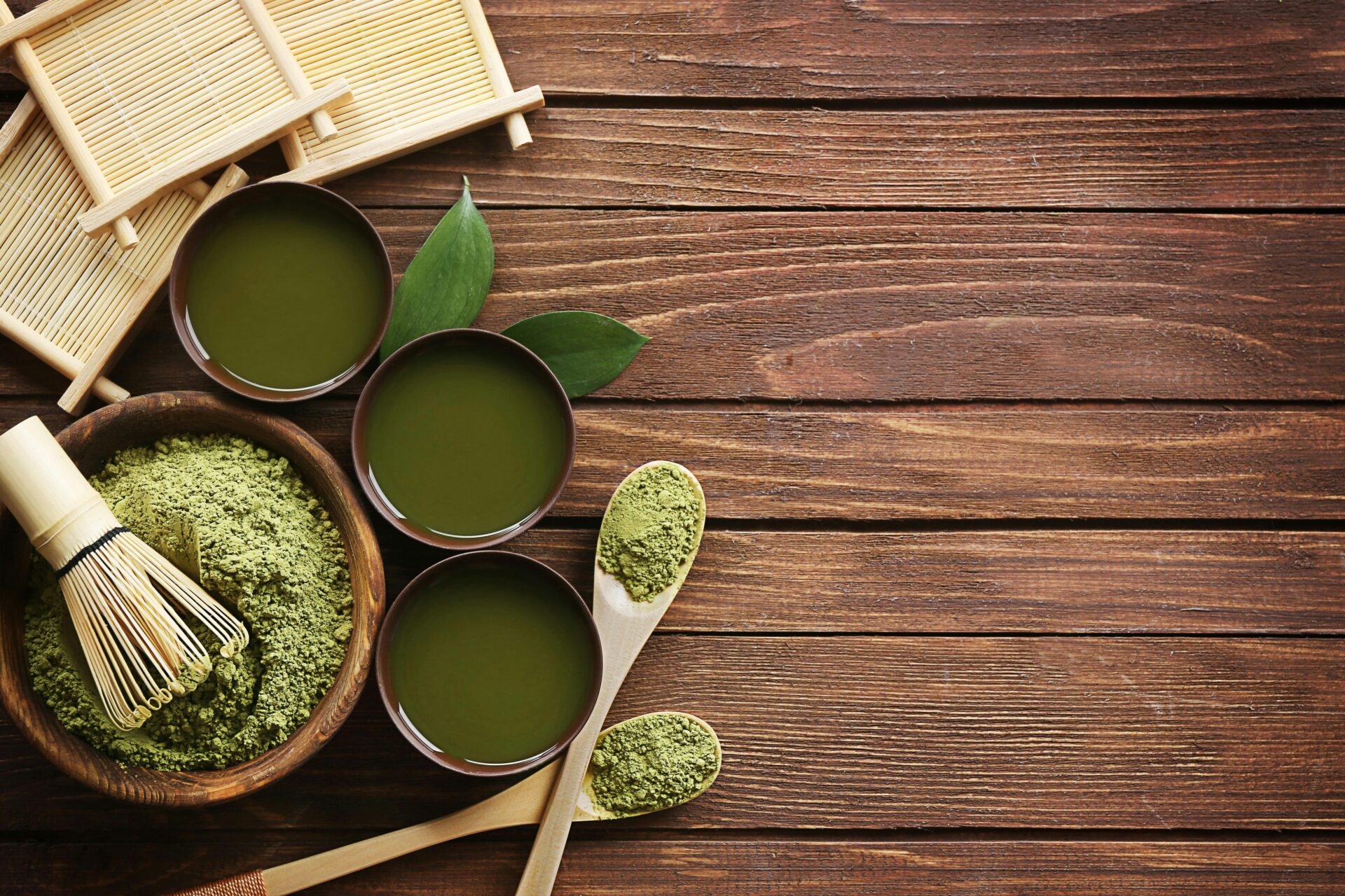Sumérgete en el fascinante mundo del té matcha y descubre sus maravillosos beneficios